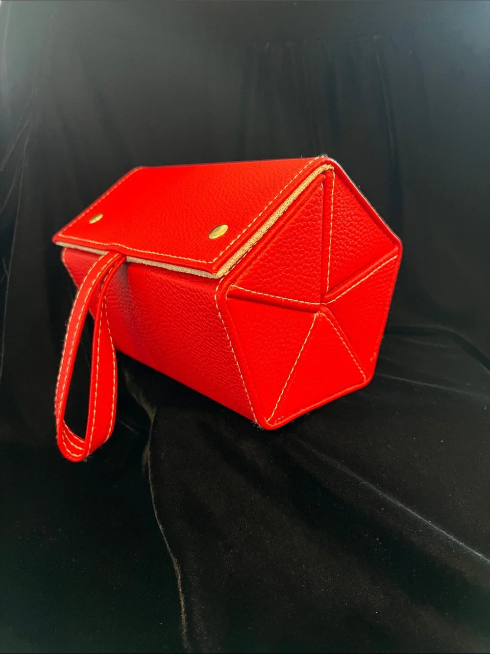 BROUK & Co Leah 5 Eyewear and Jewelry Case!
FREE SHIPPING - Picture 3 of 8
